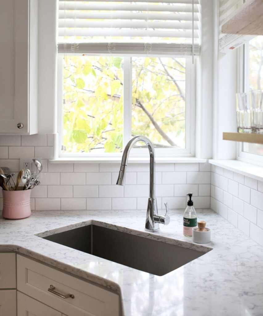20 Brilliant Corner Kitchen Sink Ideas