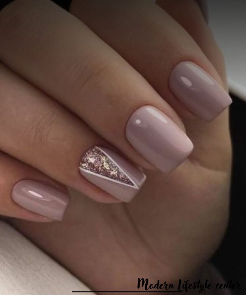 28 Stunning Short Nail Designs That Are Trending Everywhere