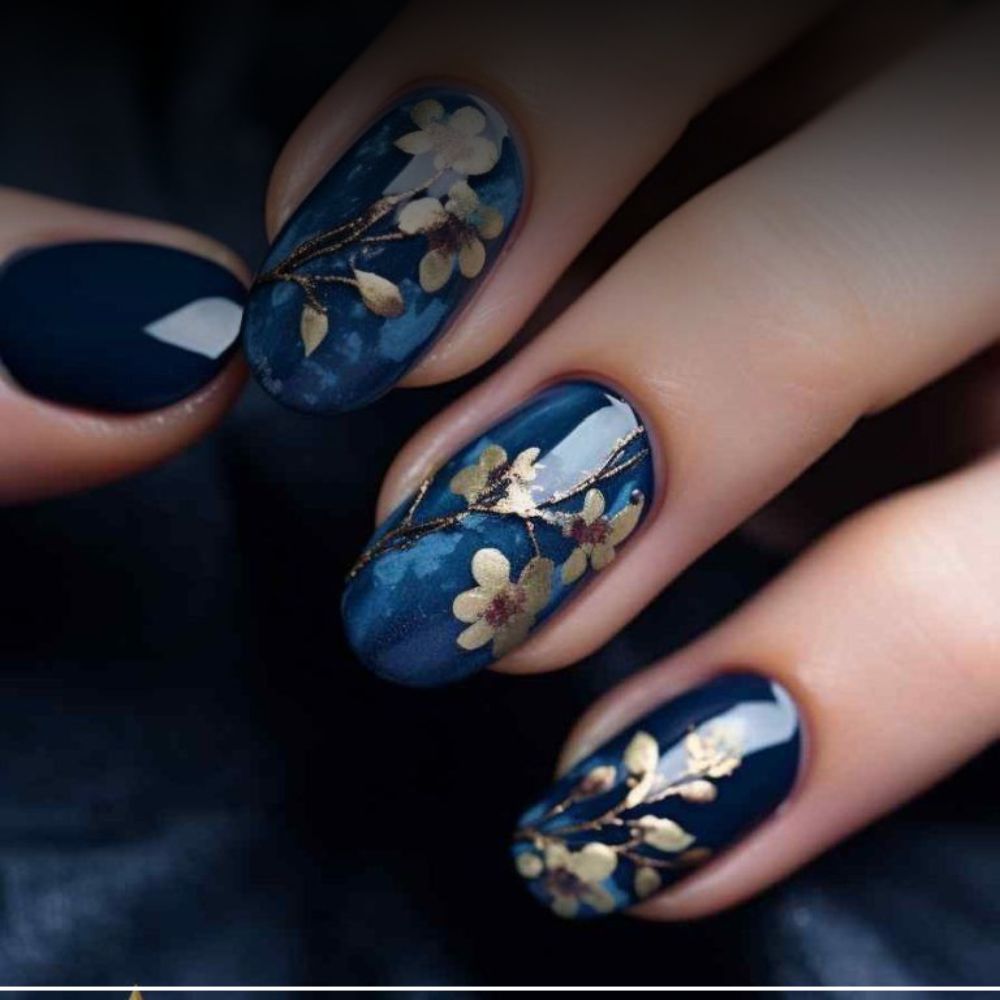 24 Stunning Blue Nail Designs