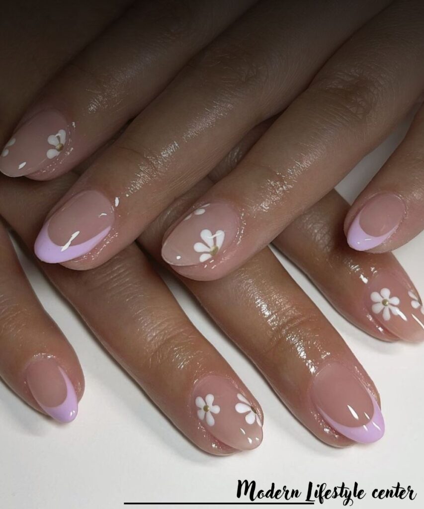 28 Stunning Short Nail Designs That Are Trending Everywhere