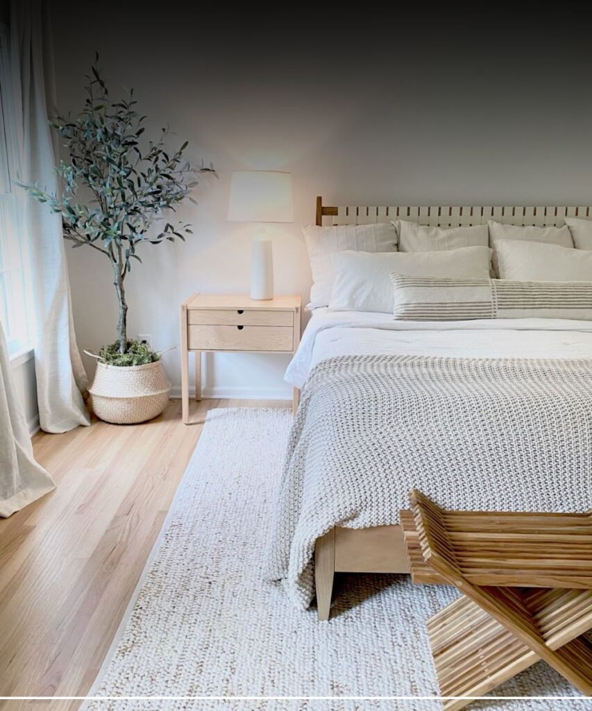 17 Creative Small Master Bedroom Ideas You’ll Want to Copy Immediately