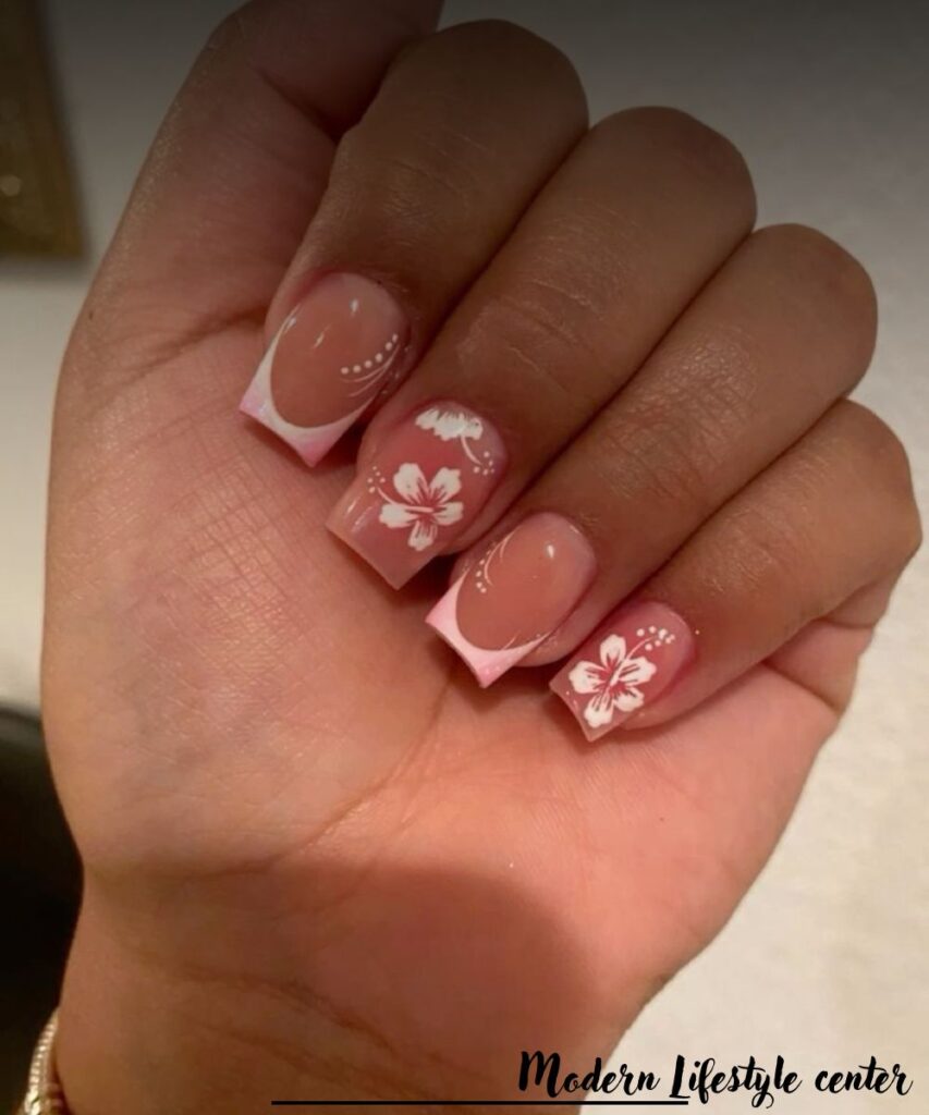 28 Stunning Short Nail Designs That Are Trending Everywhere