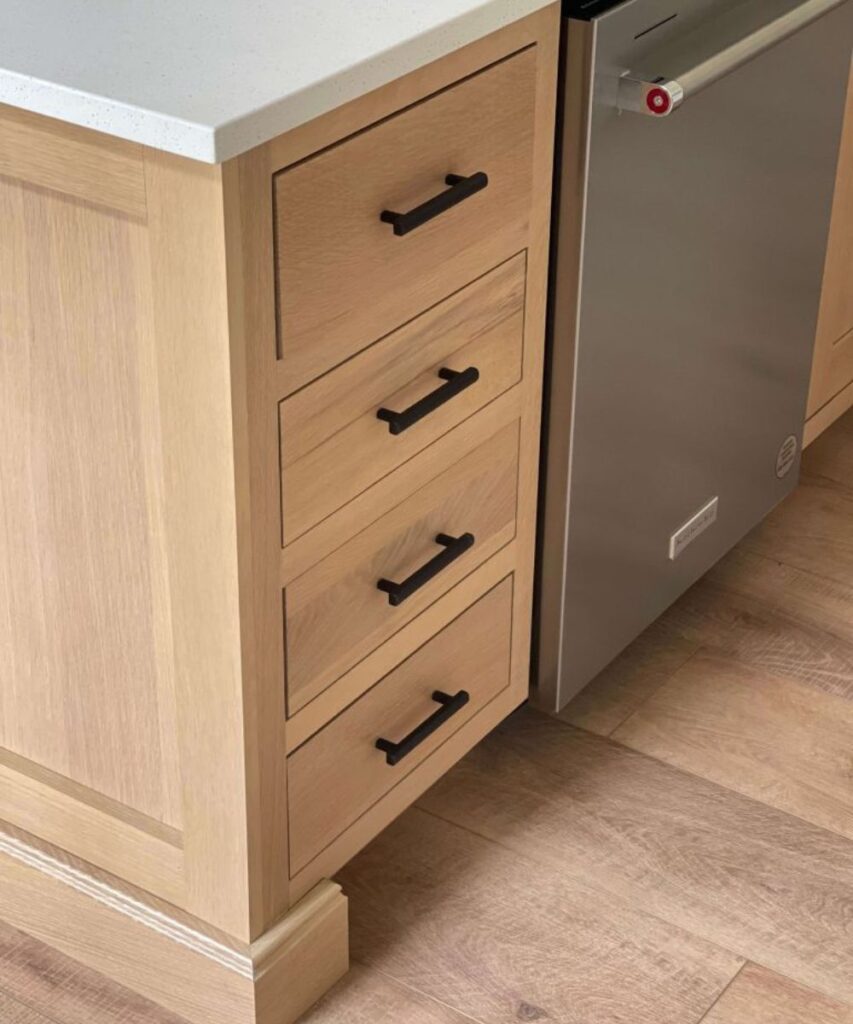 20 Stunning White Oak Kitchen Cabinets Ideas