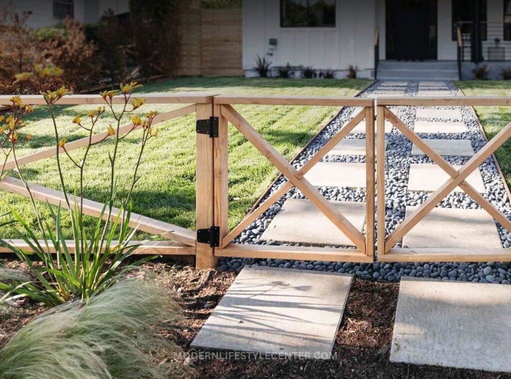 29 Beautiful Garden Fence Ideas