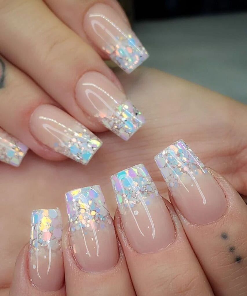 27 Best Graduation Nails Ideas to Celebrate Your Big Day