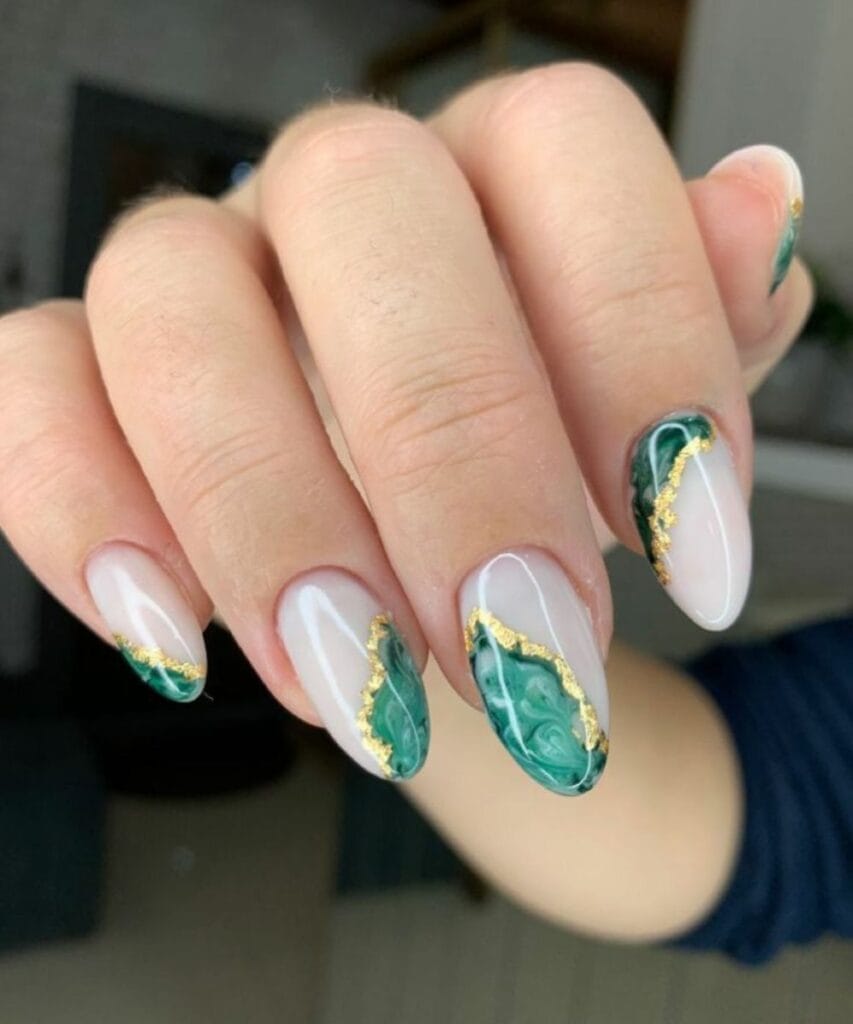 27 Best Graduation Nails Ideas to Celebrate Your Big Day