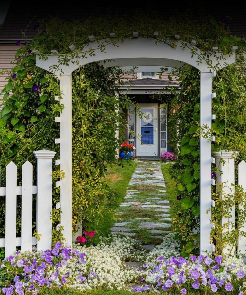 29 Beautiful Garden Fence Ideas