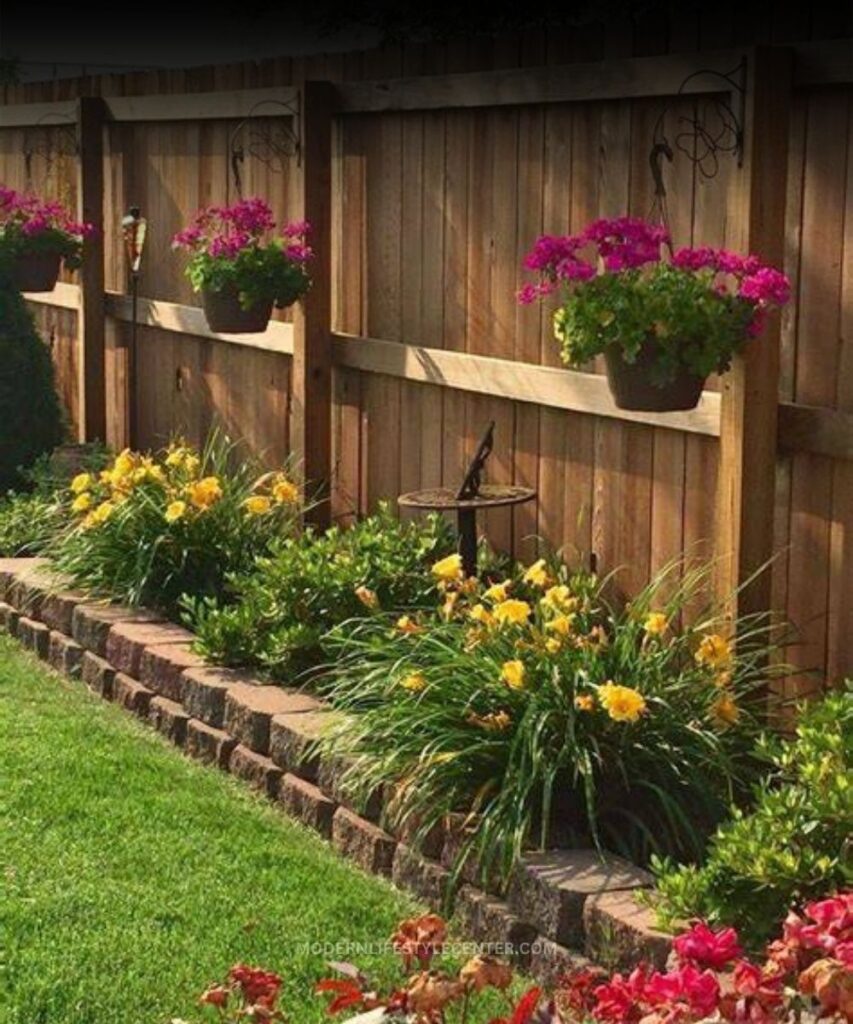 29 Beautiful Garden Fence Ideas