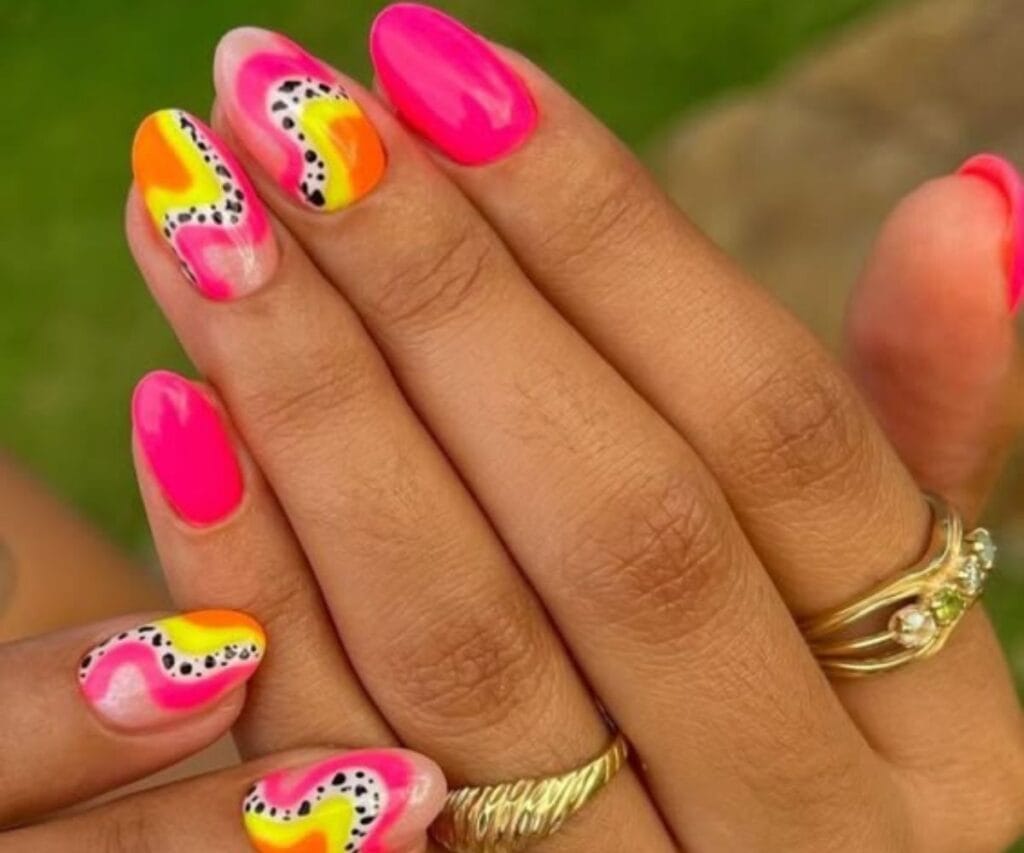 20 Bright Summer Nails That Will Instantly Elevate Your Look 6 20 Bright Summer Nails