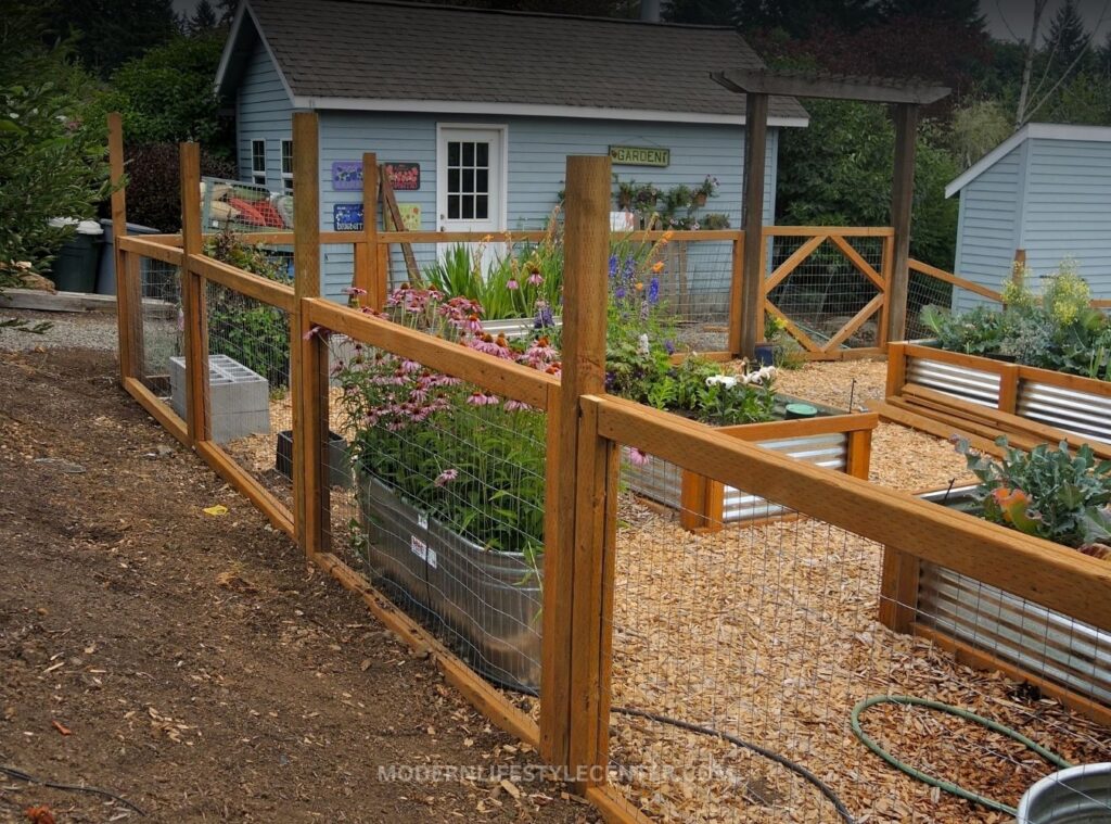 29 Beautiful Garden Fence Ideas