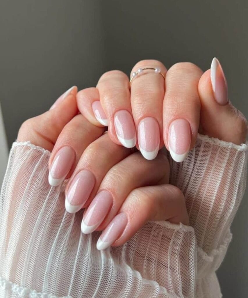 27 Best Graduation Nails Ideas to Celebrate Your Big Day