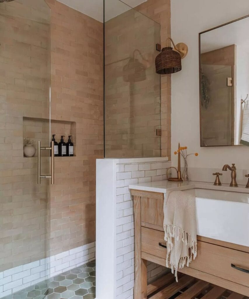 Earth Tone Bathroom
